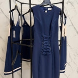 Abito in crêpe stretch con lacci criss-cross