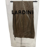 Pantaloni classici Lardini di colore marrone per uomo, realizzati al 100% in pura lana vergine.