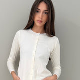 Maglioncino panna girocollo con chiusura a bottoni