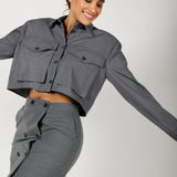 Camisa cropped cinza Vicolo